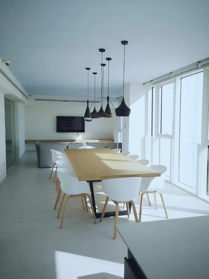 In-Domus Milano Internazionale Aparthotel 0*,